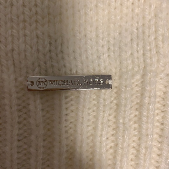 Michael Kors knit sweater. - Picture 3 of 4
